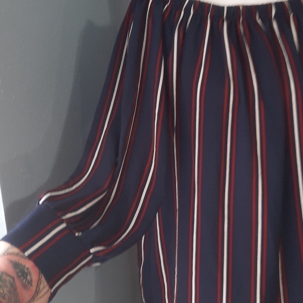 Jeanette Plus striped blouse - Picture 7 of 8